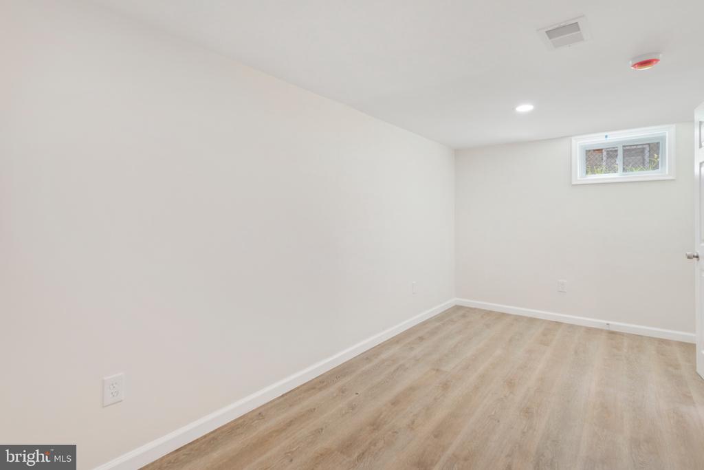12608 FARNELL DRIVE