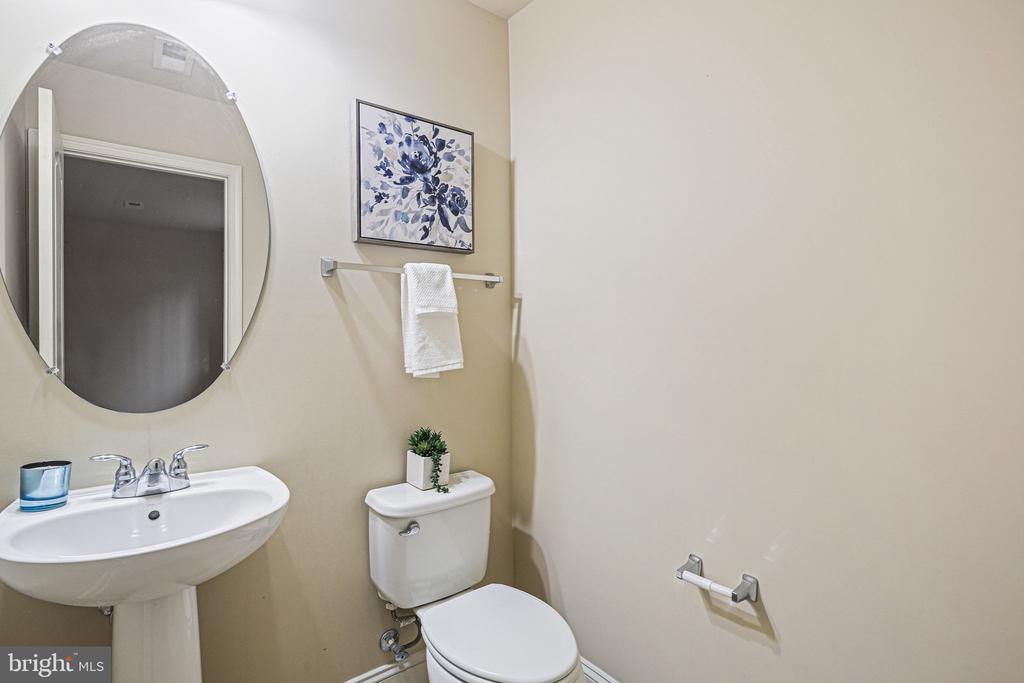 12553 HORSESHOE BEND CIRCLE