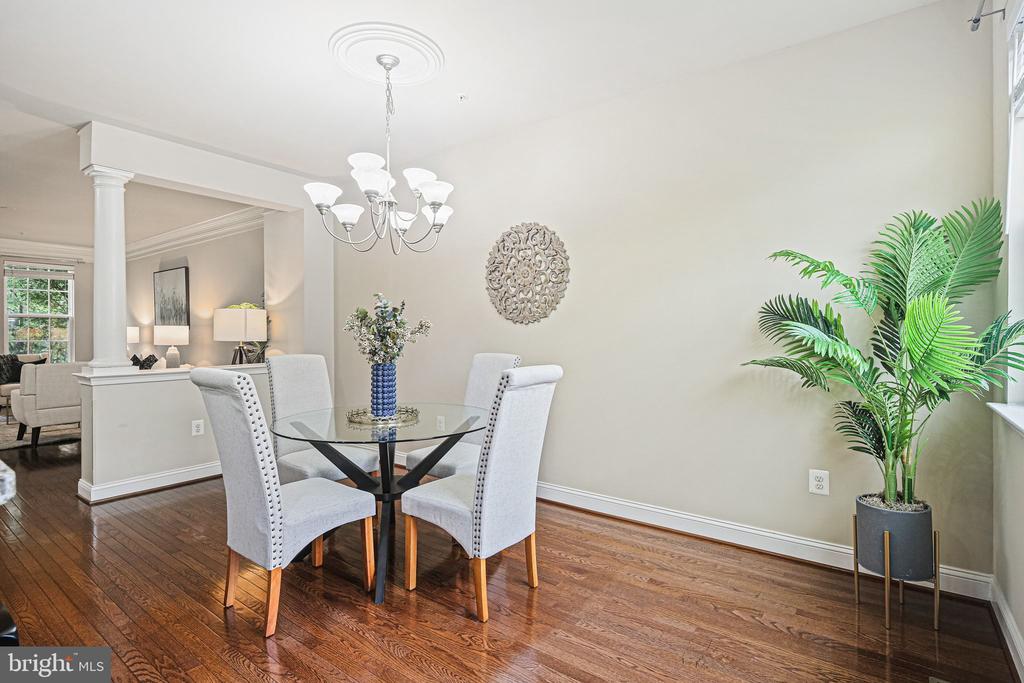 12553 HORSESHOE BEND CIRCLE