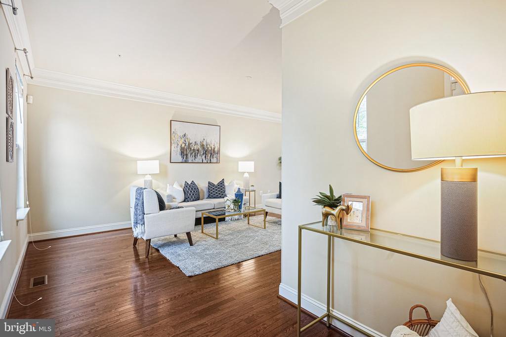 12553 HORSESHOE BEND CIRCLE
