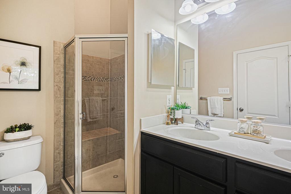 12553 HORSESHOE BEND CIRCLE