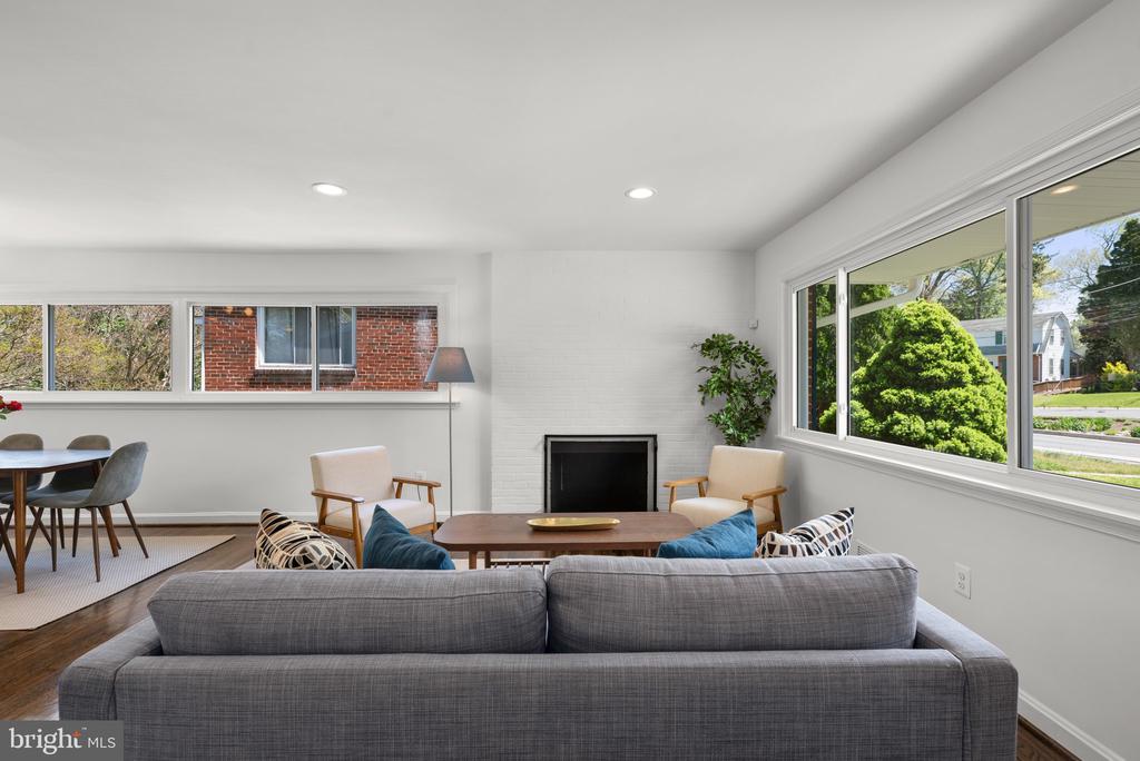 10126 RENFREW ROAD