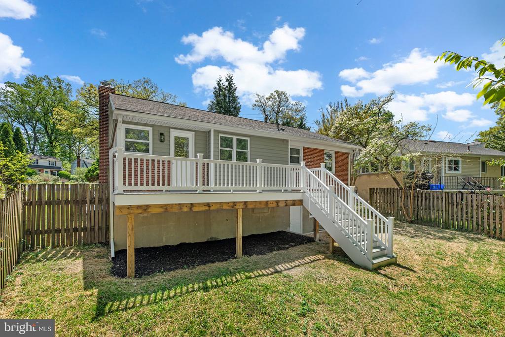 10126 RENFREW ROAD