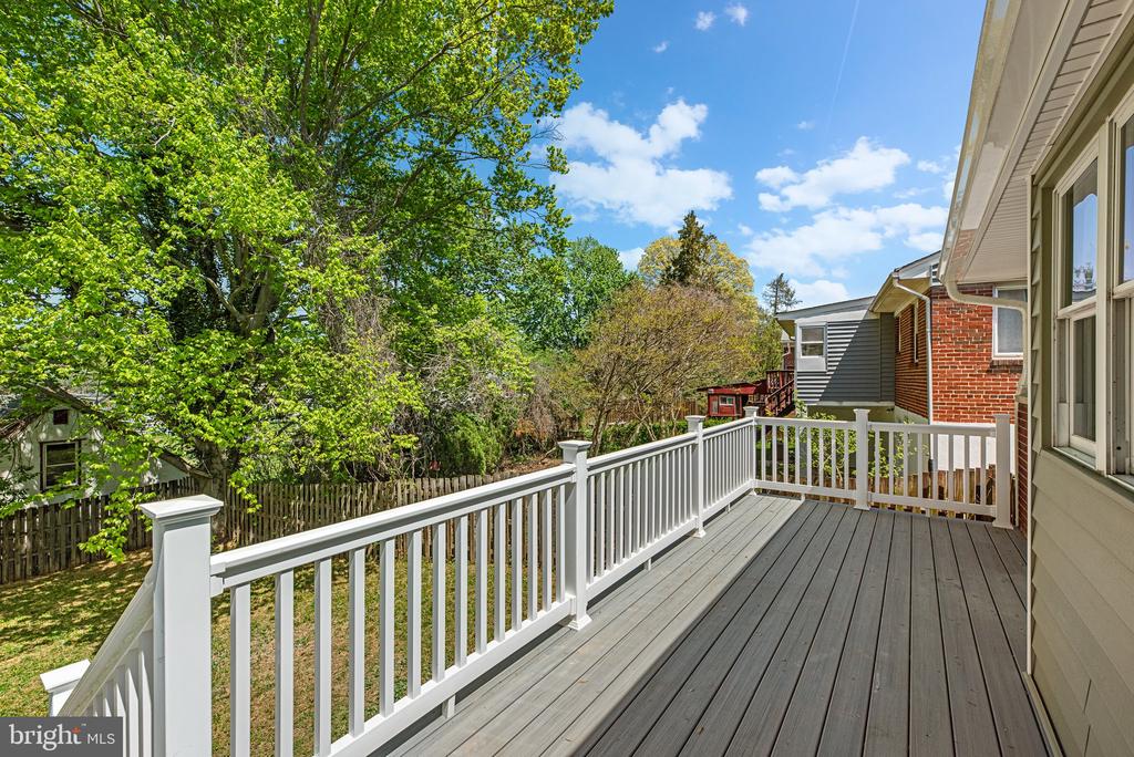 10126 RENFREW ROAD