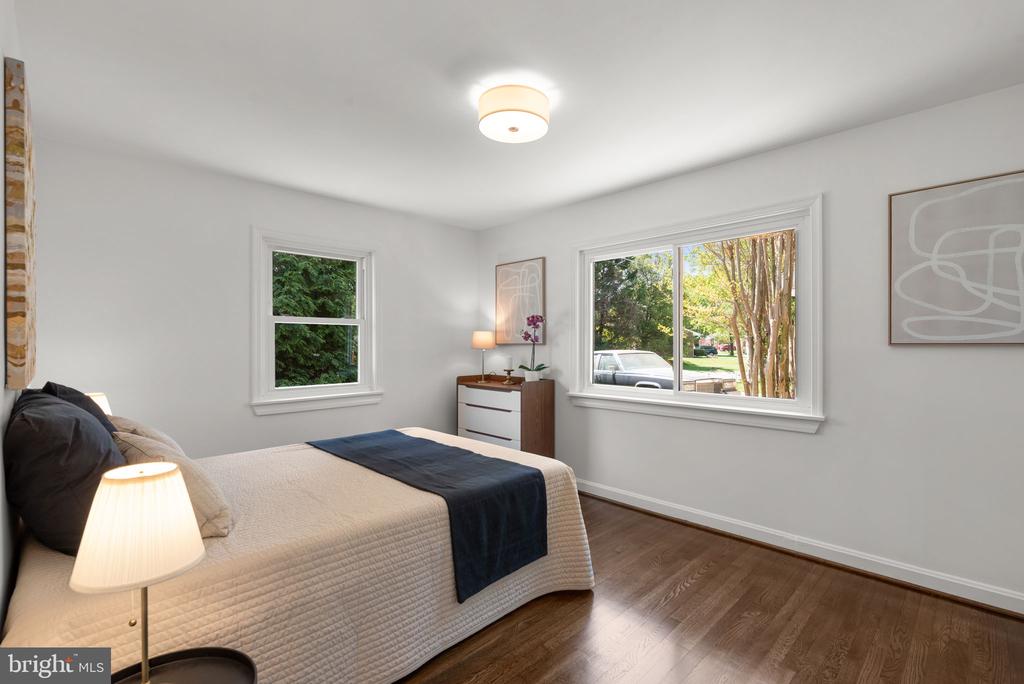10126 RENFREW ROAD