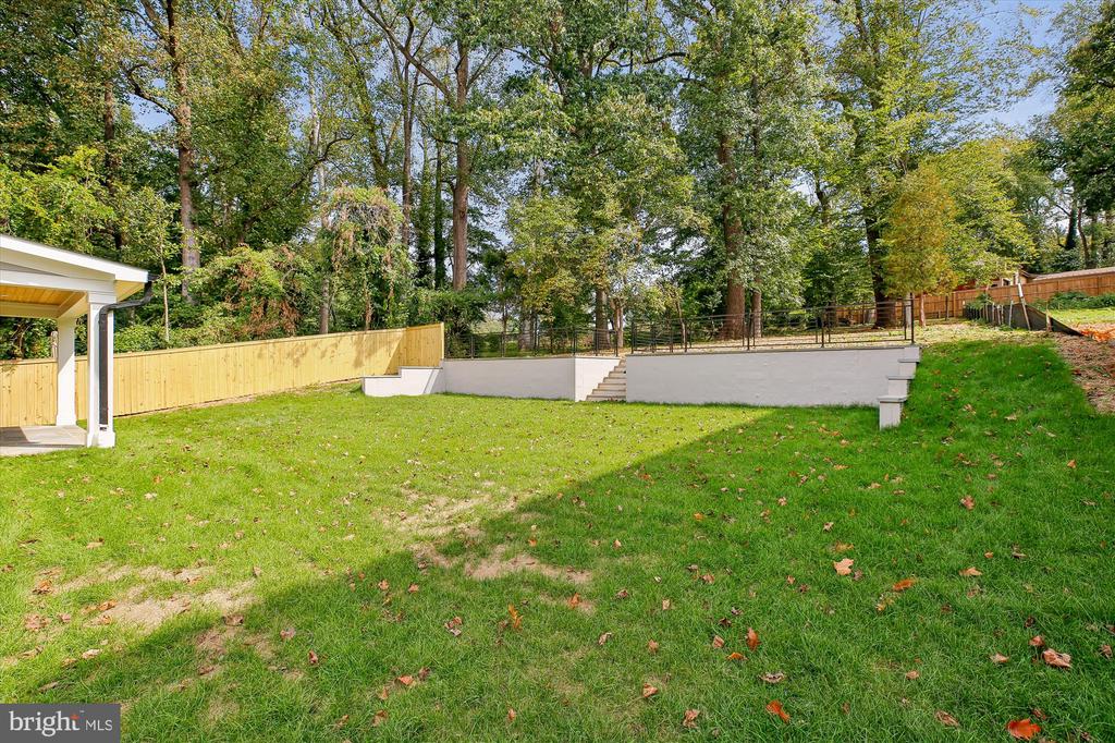 6513 MILLWOOD ROAD