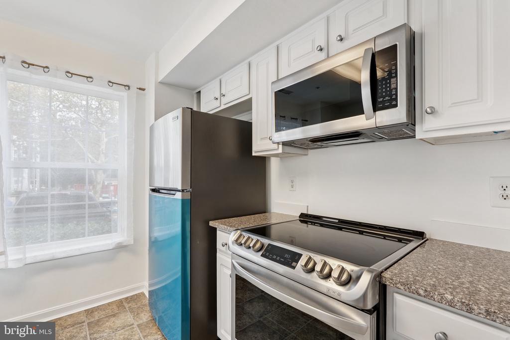 164 KENDRICK PLACE Unit: 164-16