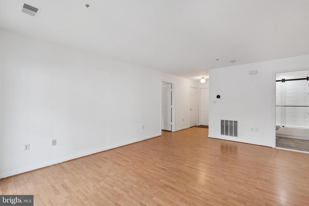 164 KENDRICK PLACE Unit: 164-16