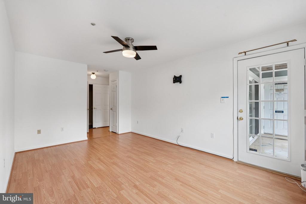 164 KENDRICK PLACE Unit: 164-16