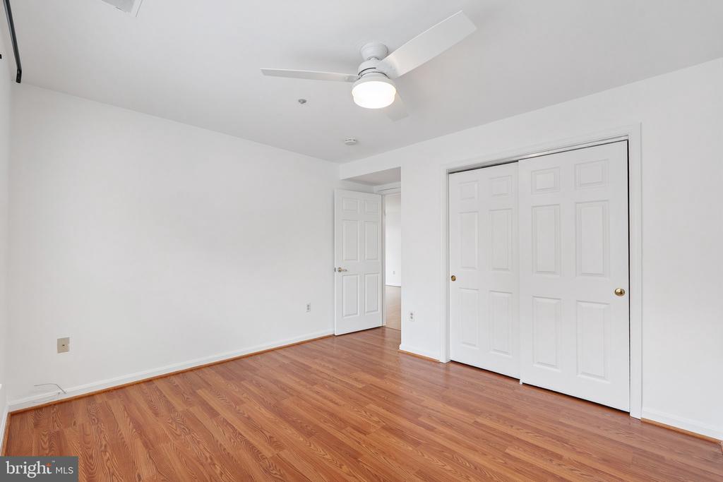 164 KENDRICK PLACE Unit: 164-16