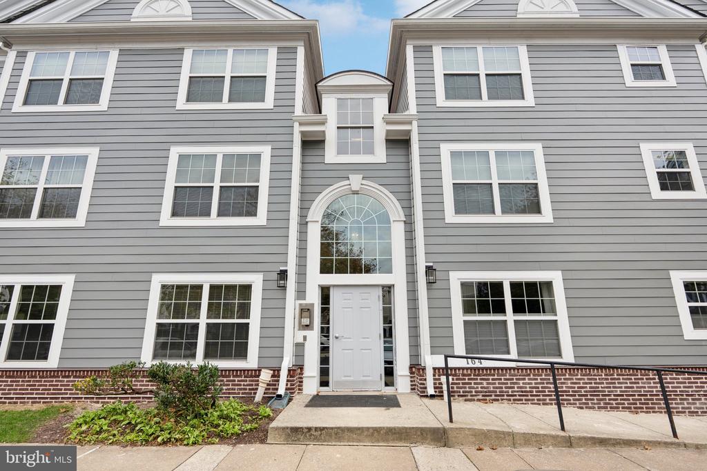164 KENDRICK PLACE Unit: 164-16