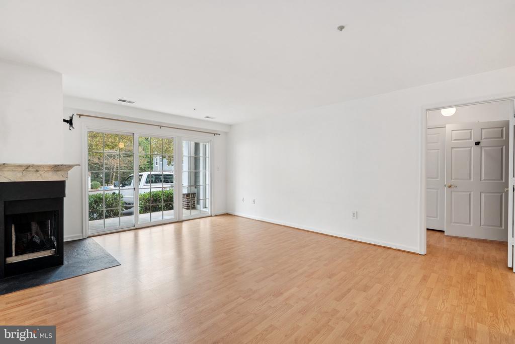 164 KENDRICK PLACE Unit: 164-16
