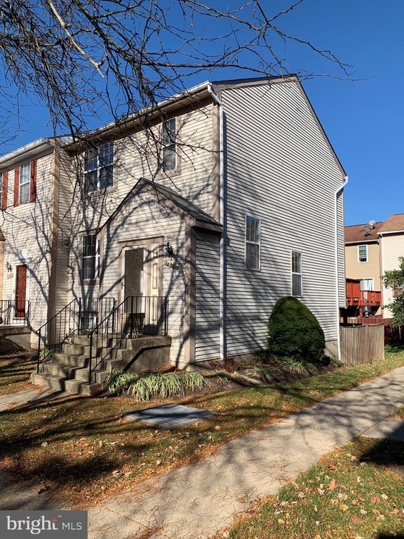 12019 BRONZEGATE PLACE