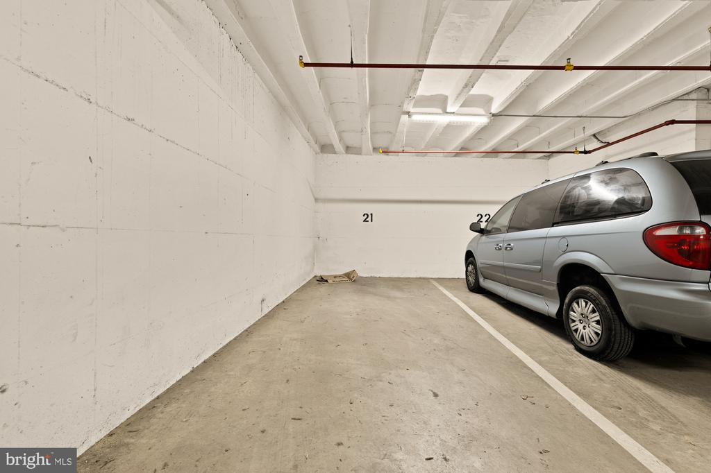5100 DORSET AVENUE Unit: 308