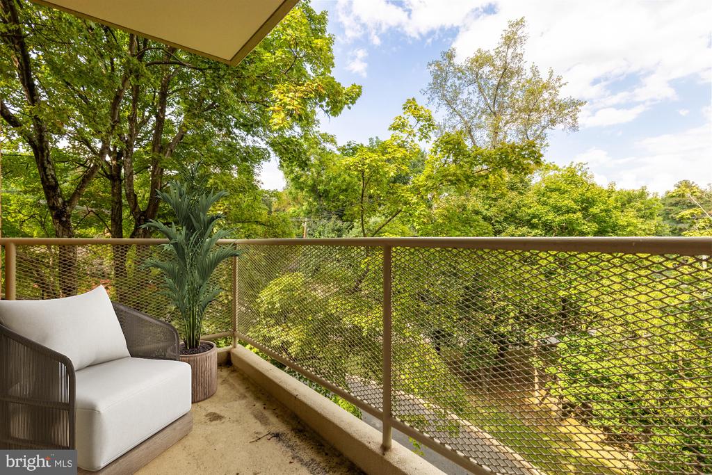 5100 DORSET AVENUE Unit: 308