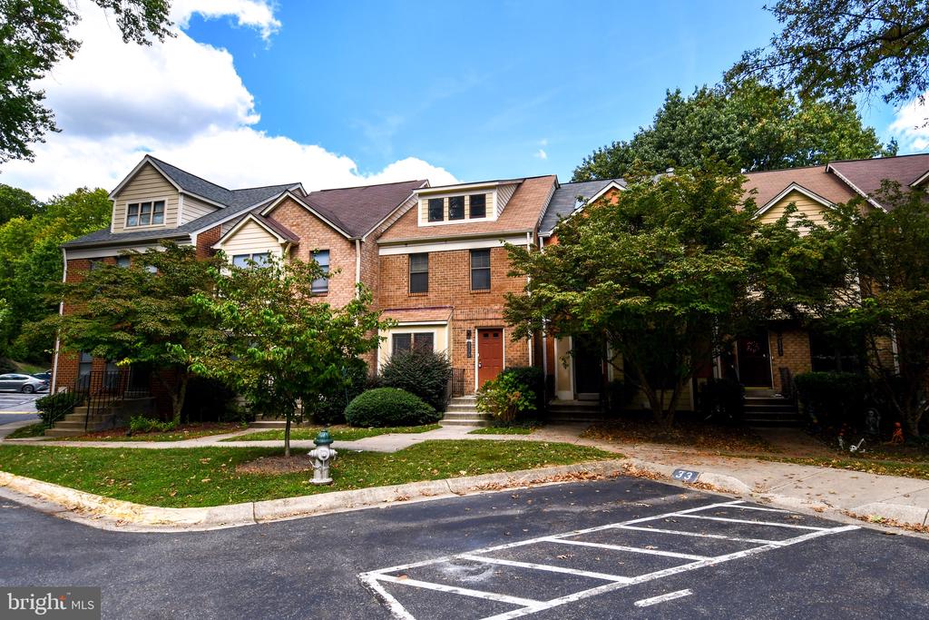 5175 KING CHARLES WAY