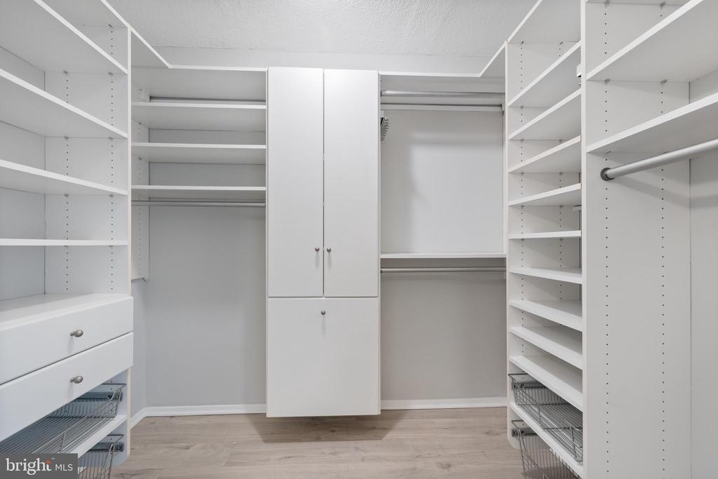 4515 WILLARD AVENUE Unit: 1203S