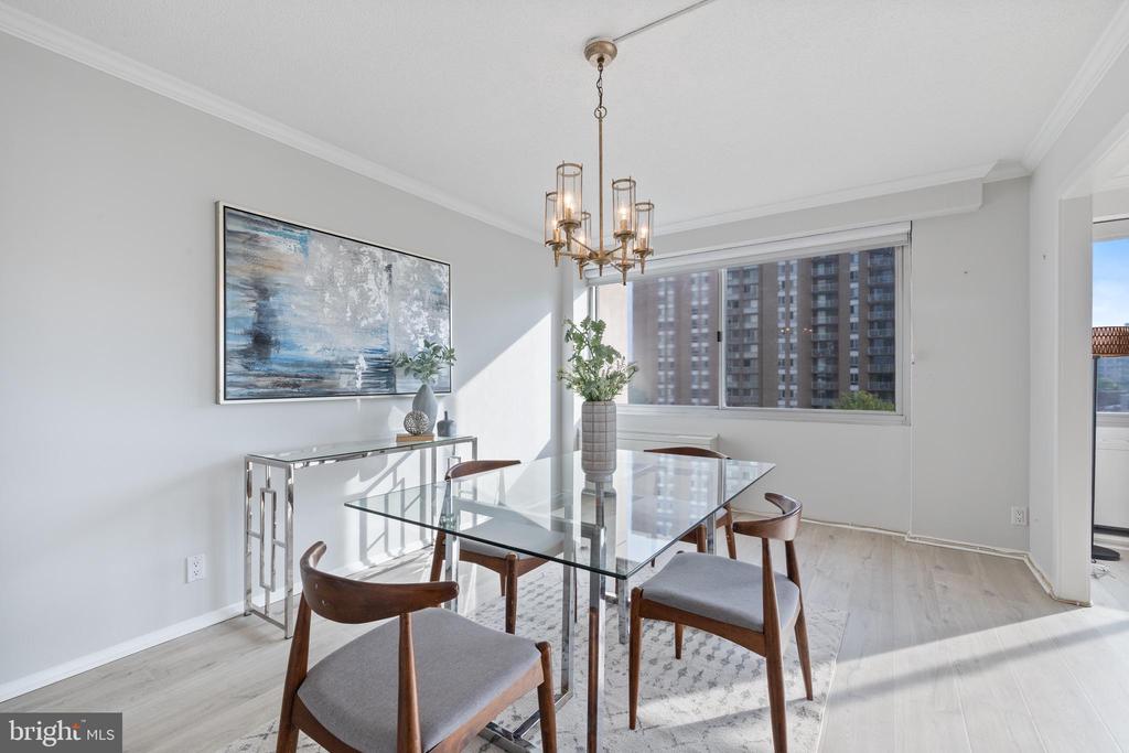 4515 WILLARD AVENUE Unit: 1203S