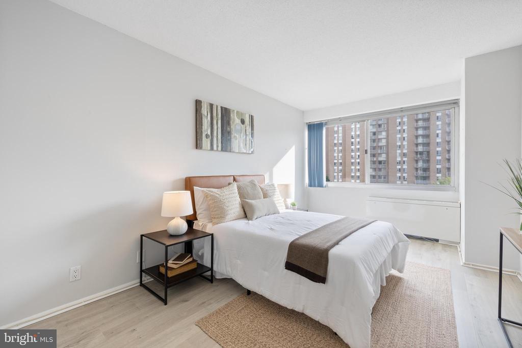 4515 WILLARD AVENUE Unit: 1203S