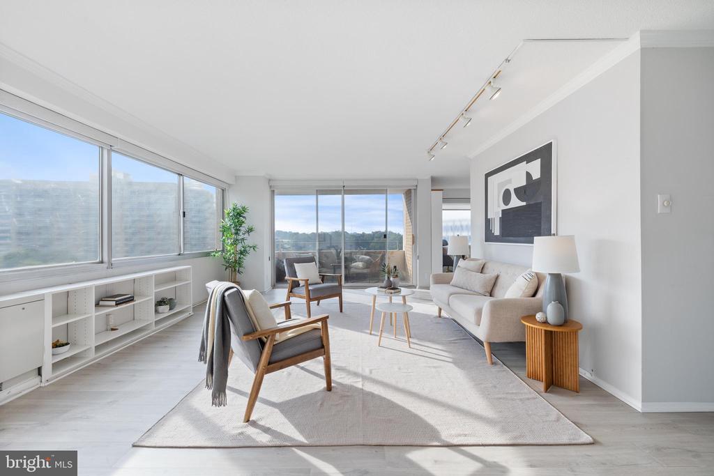 4515 WILLARD AVENUE Unit: 1203S