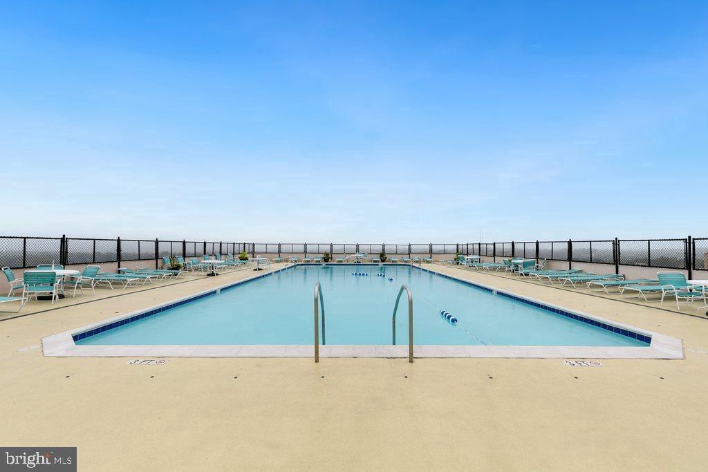 4515 WILLARD AVENUE Unit: 1203S