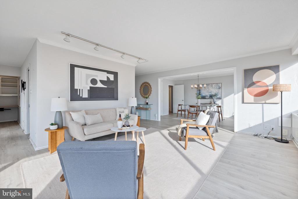 4515 WILLARD AVENUE Unit: 1203S