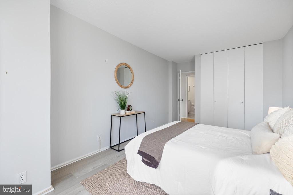 4515 WILLARD AVENUE Unit: 1203S