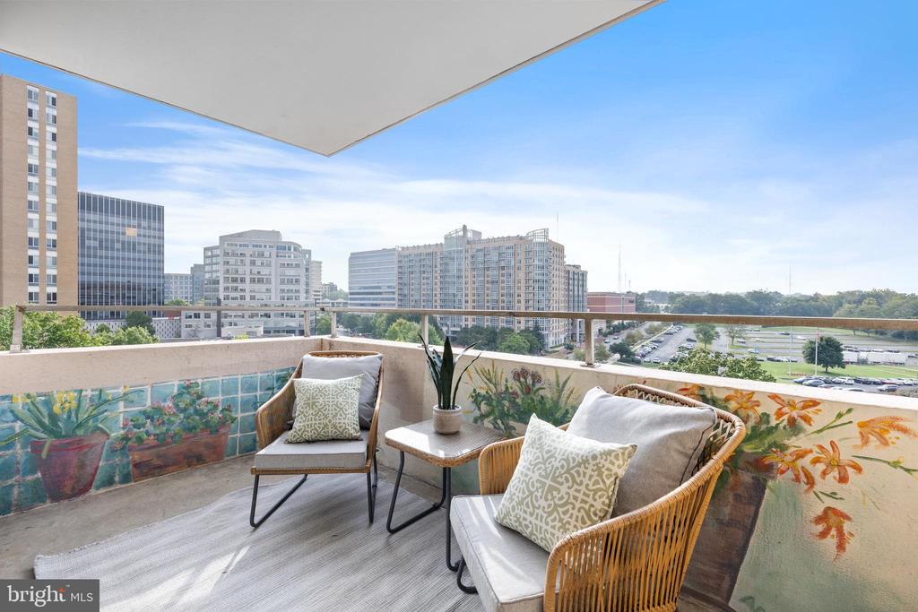 4515 WILLARD AVENUE Unit: 1203S