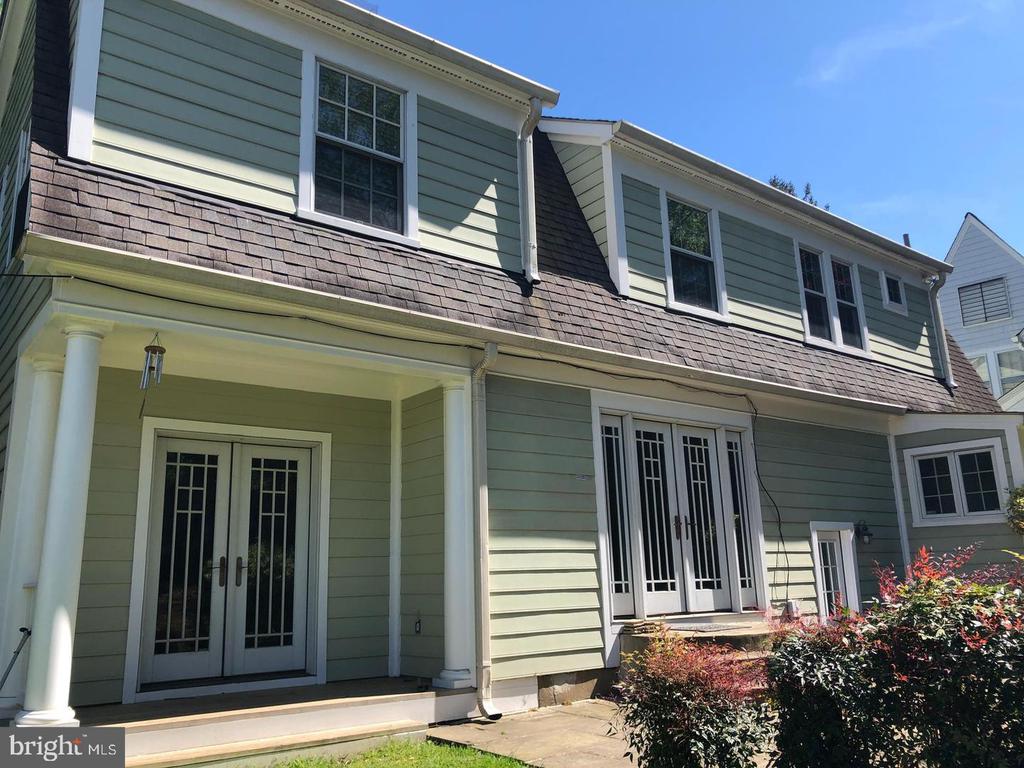 8106 MAPLE RIDGE ROAD