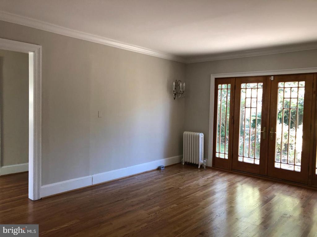 8106 MAPLE RIDGE ROAD