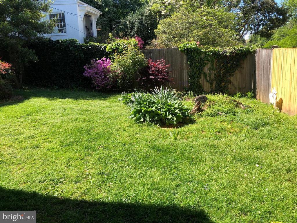 8106 MAPLE RIDGE ROAD