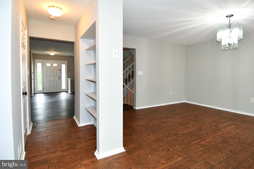 13216 COUNTRY RIDGE DRIVE