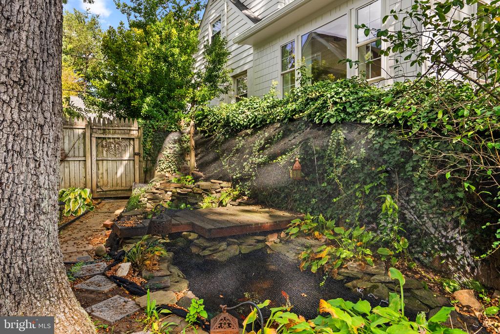 10603 S DUNMOOR DRIVE