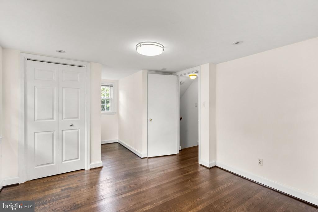10603 S DUNMOOR DRIVE