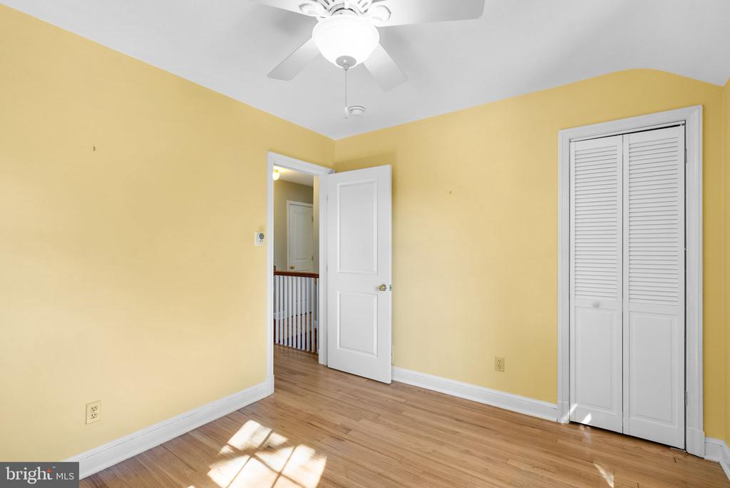 129 LYNNMOOR DRIVE