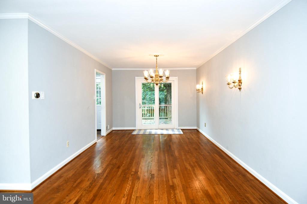 4100 DEWMAR COURT