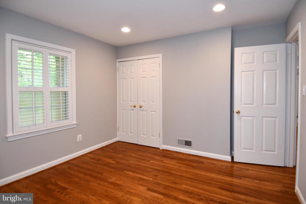 4100 DEWMAR COURT