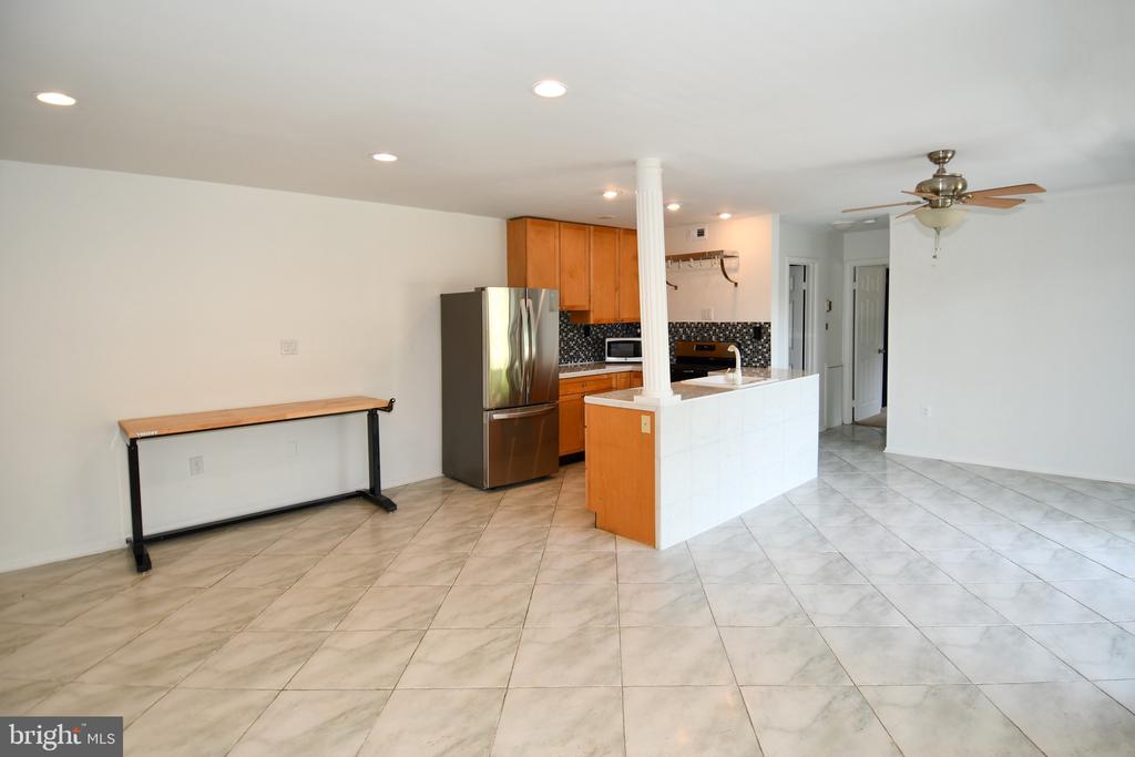 12415 BRAXFIELD COURT Unit: 15