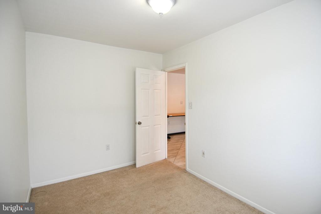 12415 BRAXFIELD COURT Unit: 15