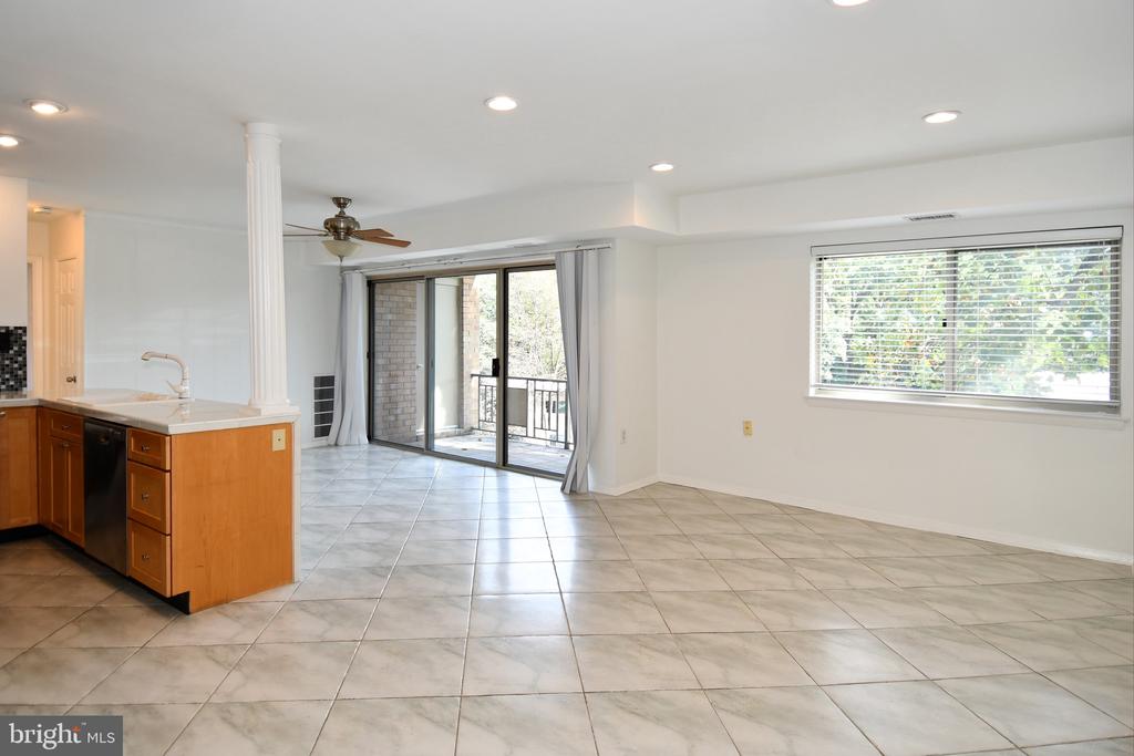 12415 BRAXFIELD COURT Unit: 15