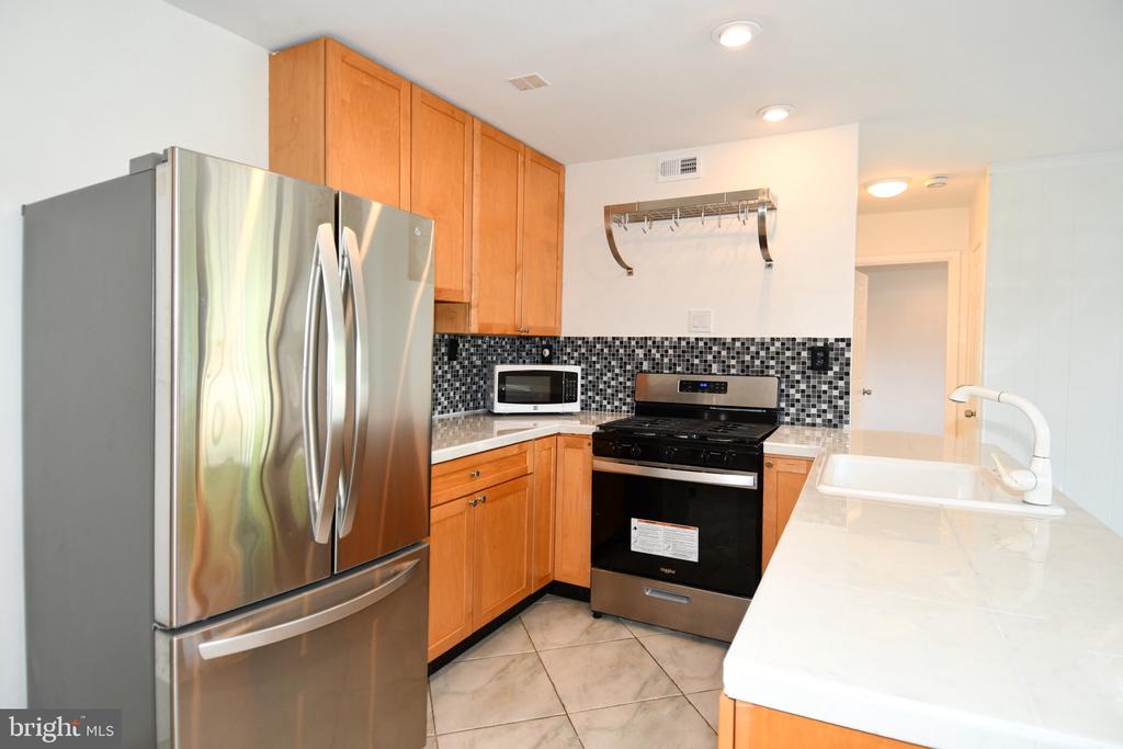 12415 BRAXFIELD COURT Unit: 15