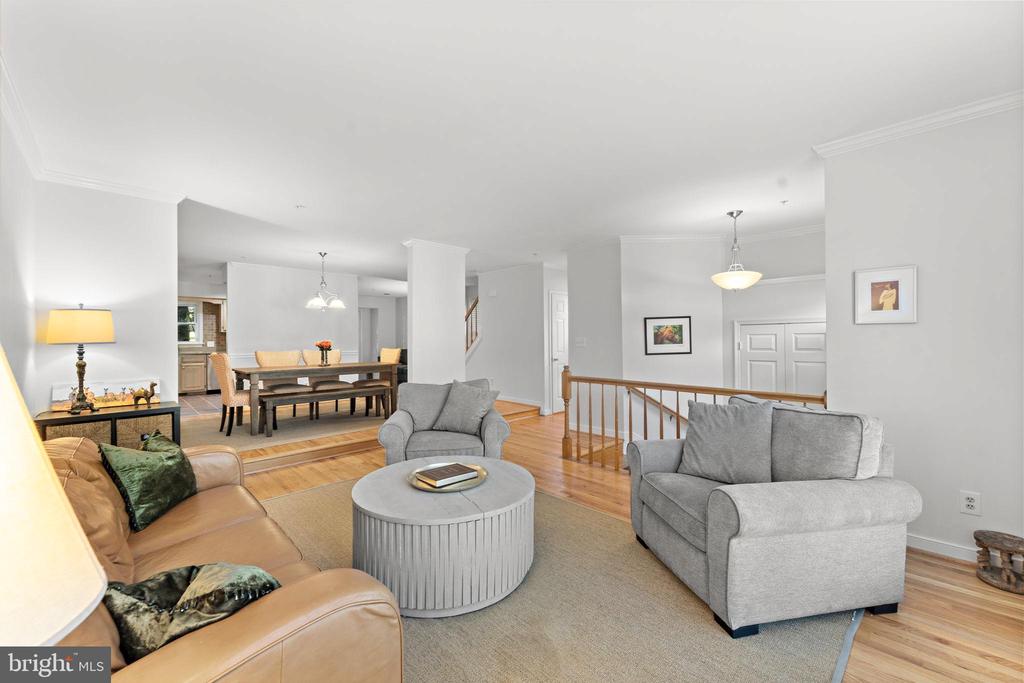 10934 ROCKY MOUNT WAY