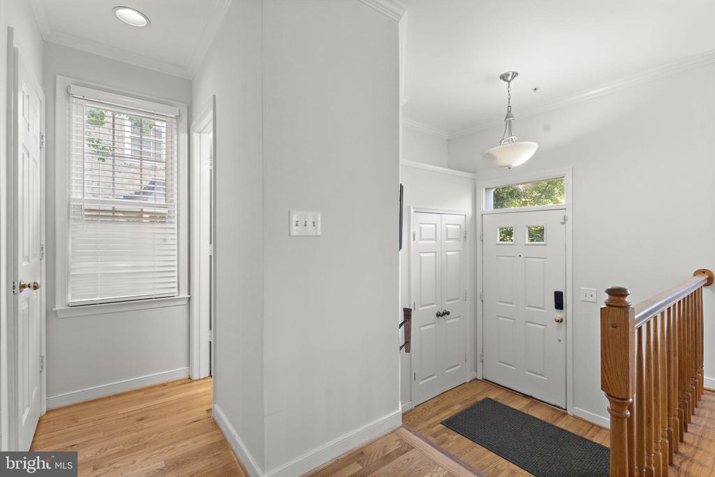 10934 ROCKY MOUNT WAY
