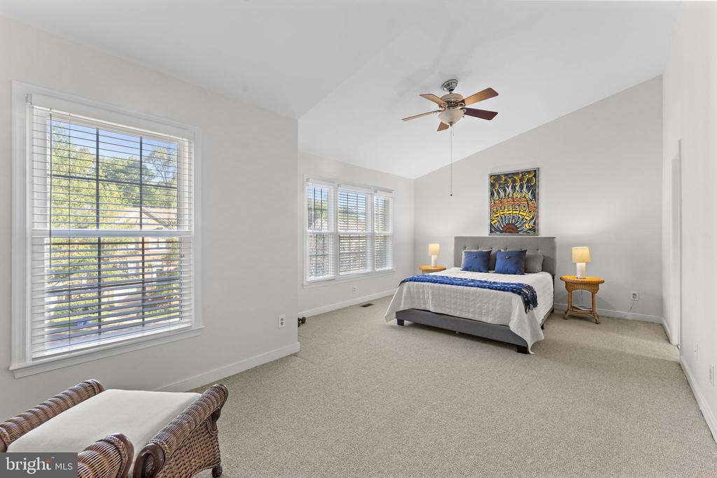 10934 ROCKY MOUNT WAY