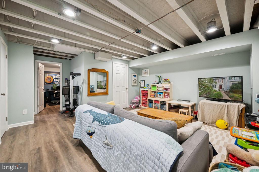 13673 CEDAR CREEK LANE