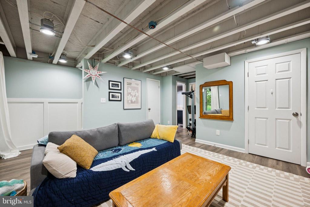 13673 CEDAR CREEK LANE