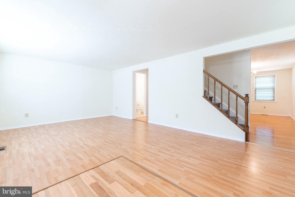 12136 BENTRIDGE PLACE