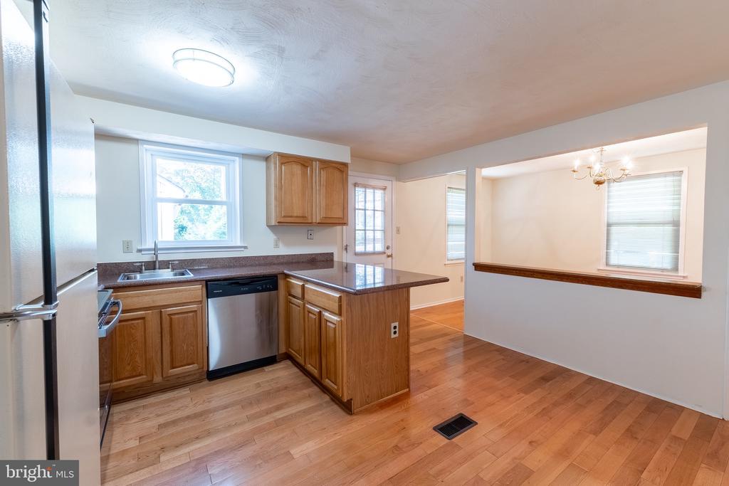 12136 BENTRIDGE PLACE