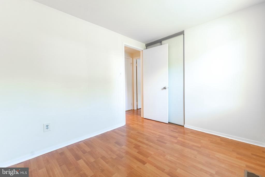 12136 BENTRIDGE PLACE