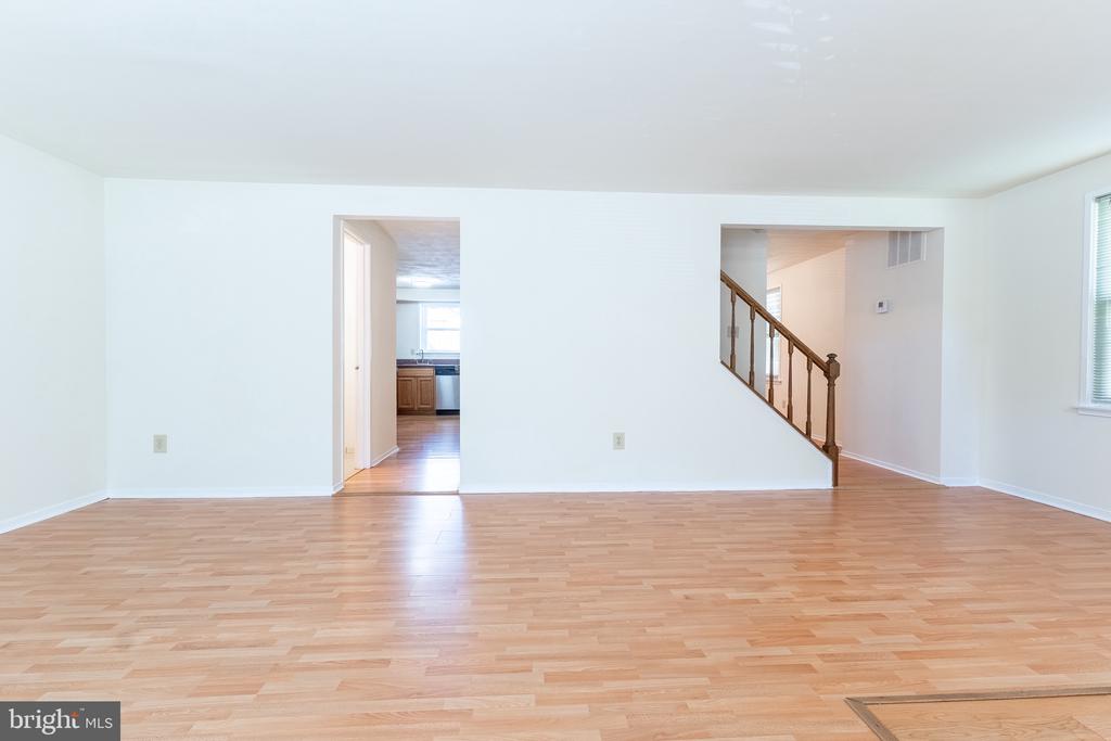 12136 BENTRIDGE PLACE